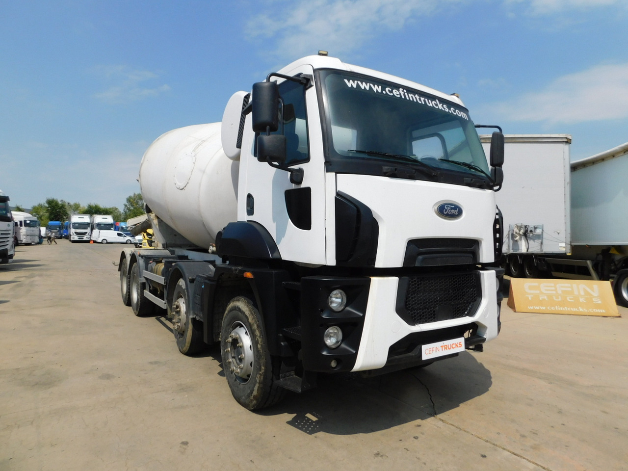 Ford Lt12xl 7h cargo 4142m - Mikser za beton: slika 2 Ford Lt12xl 7h cargo 4142m - Mikser za beton: slika 2