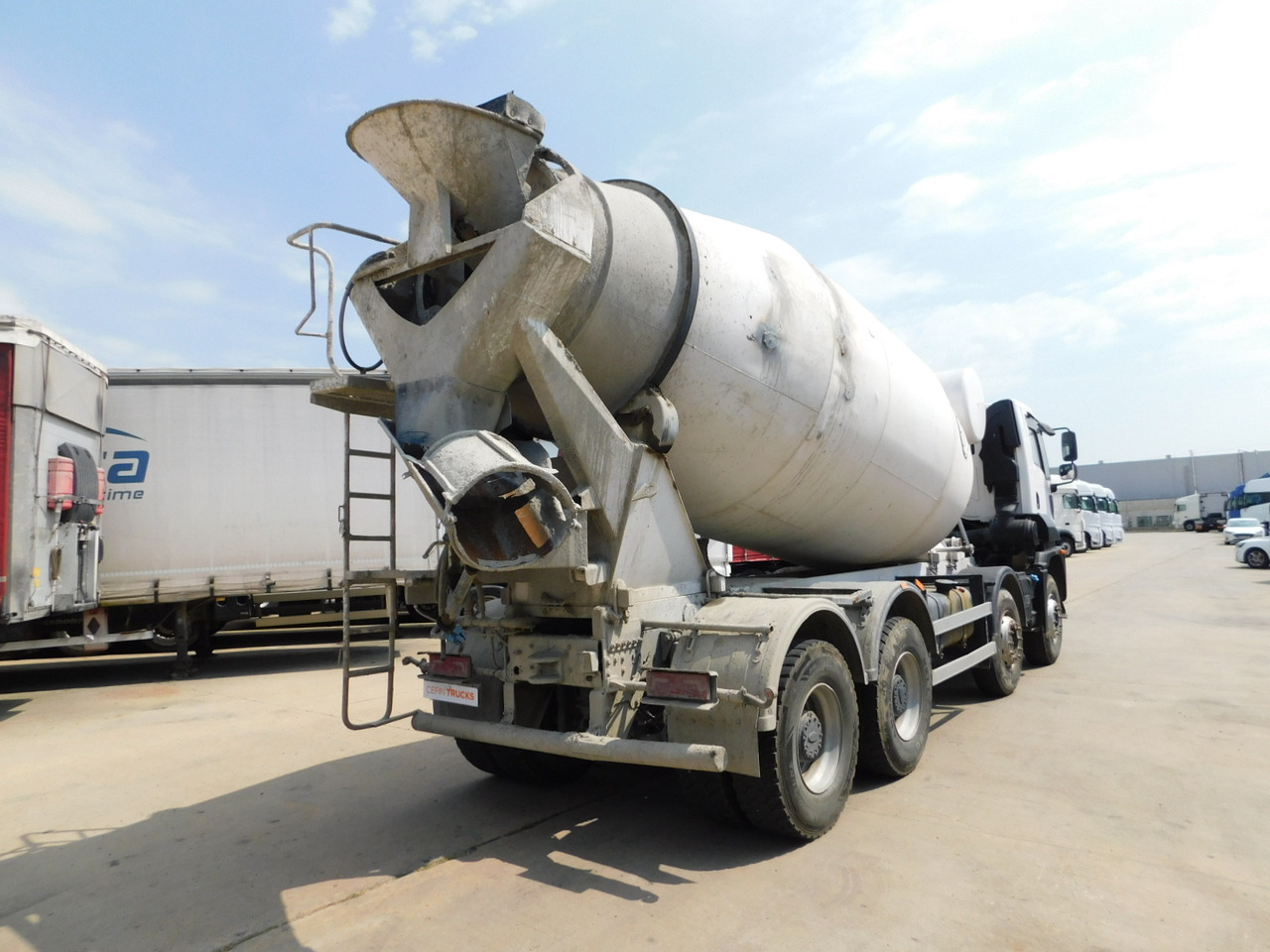 Ford Lt12xl 7h cargo 4142m - Mikser za beton: slika 3 Ford Lt12xl 7h cargo 4142m - Mikser za beton: slika 3