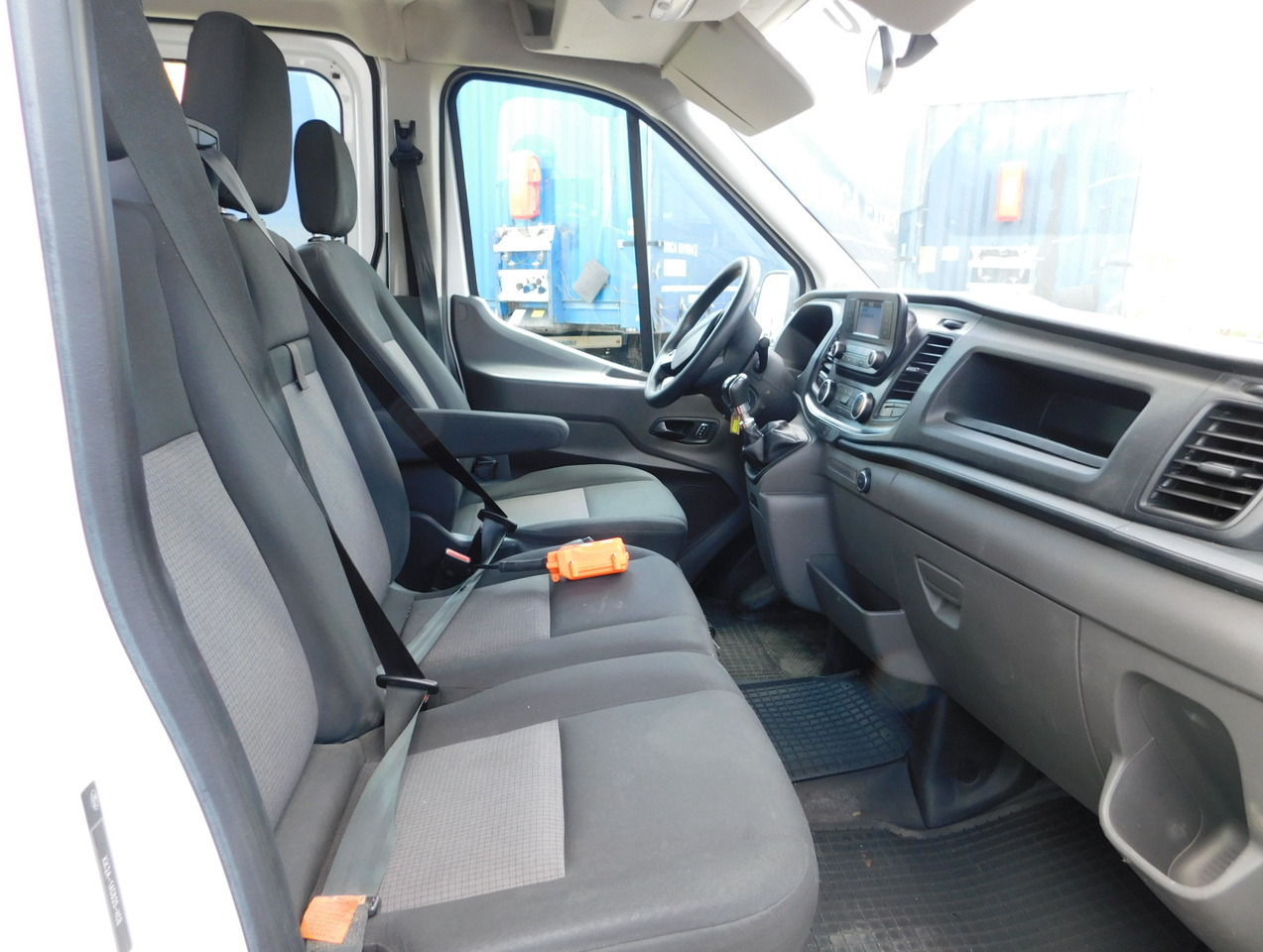 Ford Transit - Dostavno vozilo istovarivač: slika 5 Ford Transit - Dostavno vozilo istovarivač: slika 5