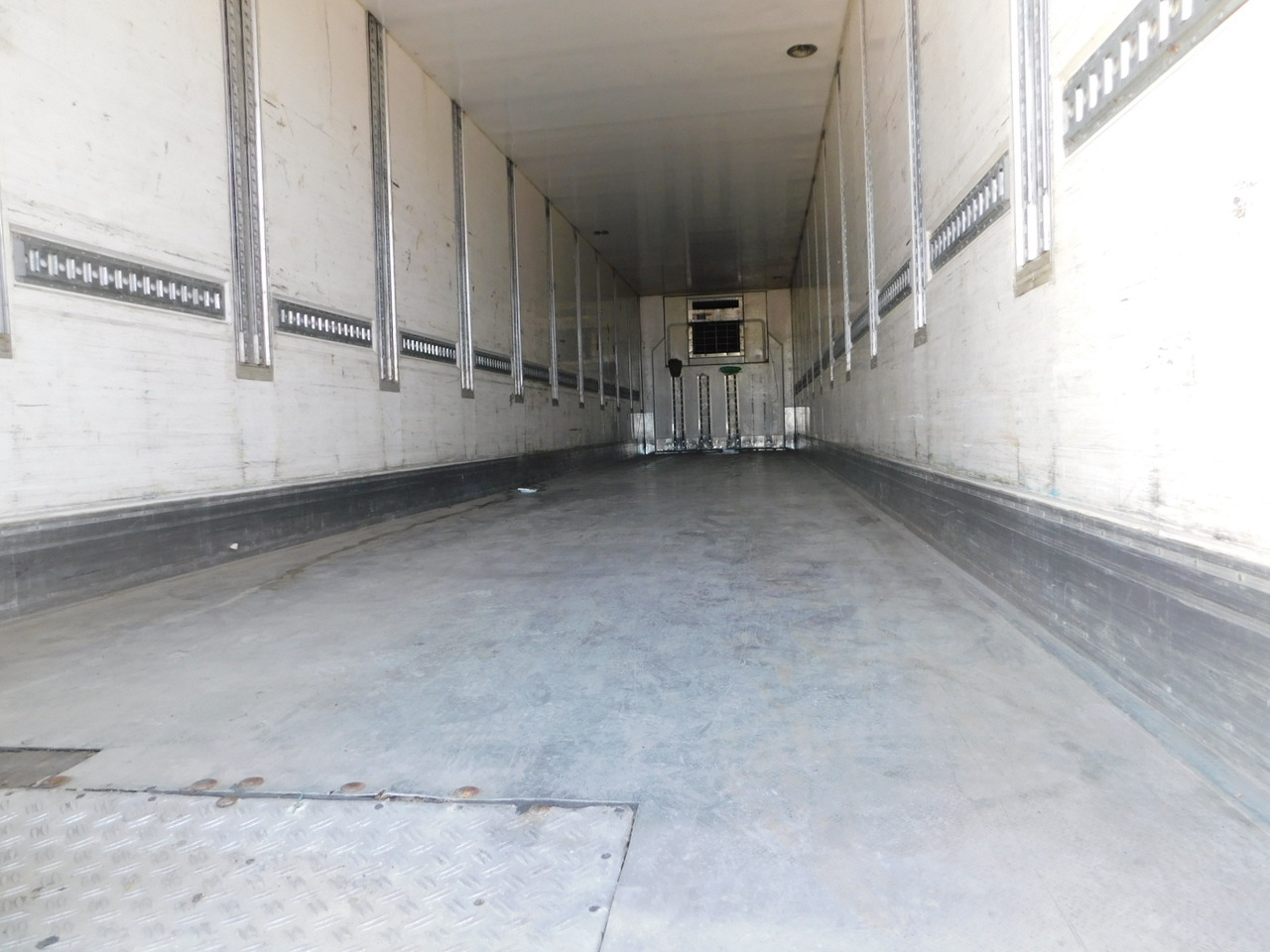 Poluprikolica hladnjače Krone Sdr27: slika 8