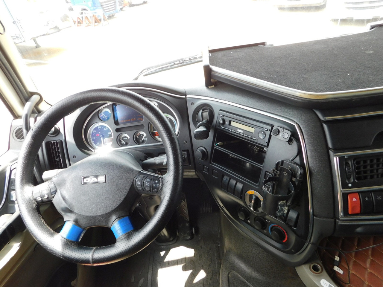 Daf Xf 105460 - Tegljač: slika 5 Daf Xf 105460 - Tegljač: slika 5