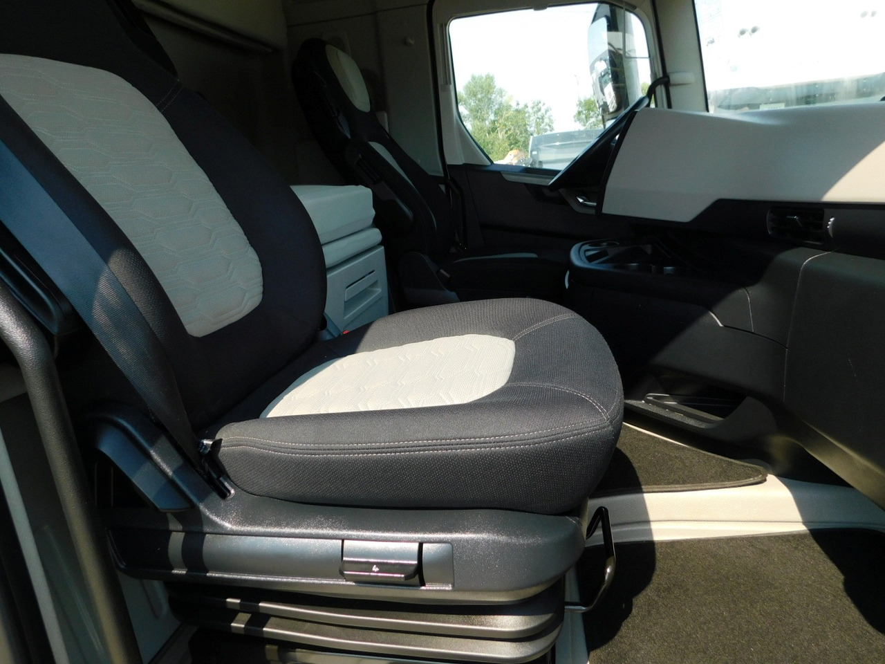 Ford F max 4x2 scab e6 12tx2620 - Tegljač: slika 5 Ford F max 4x2 scab e6 12tx2620 - Tegljač: slika 5