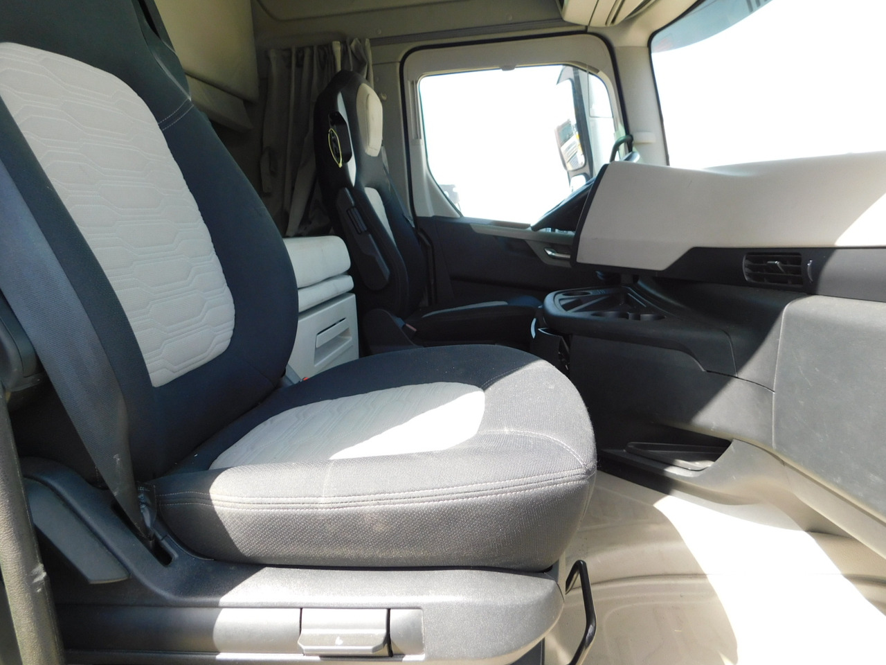 Ford F max chk1 - Tegljač: slika 5 Ford F max chk1 - Tegljač: slika 5