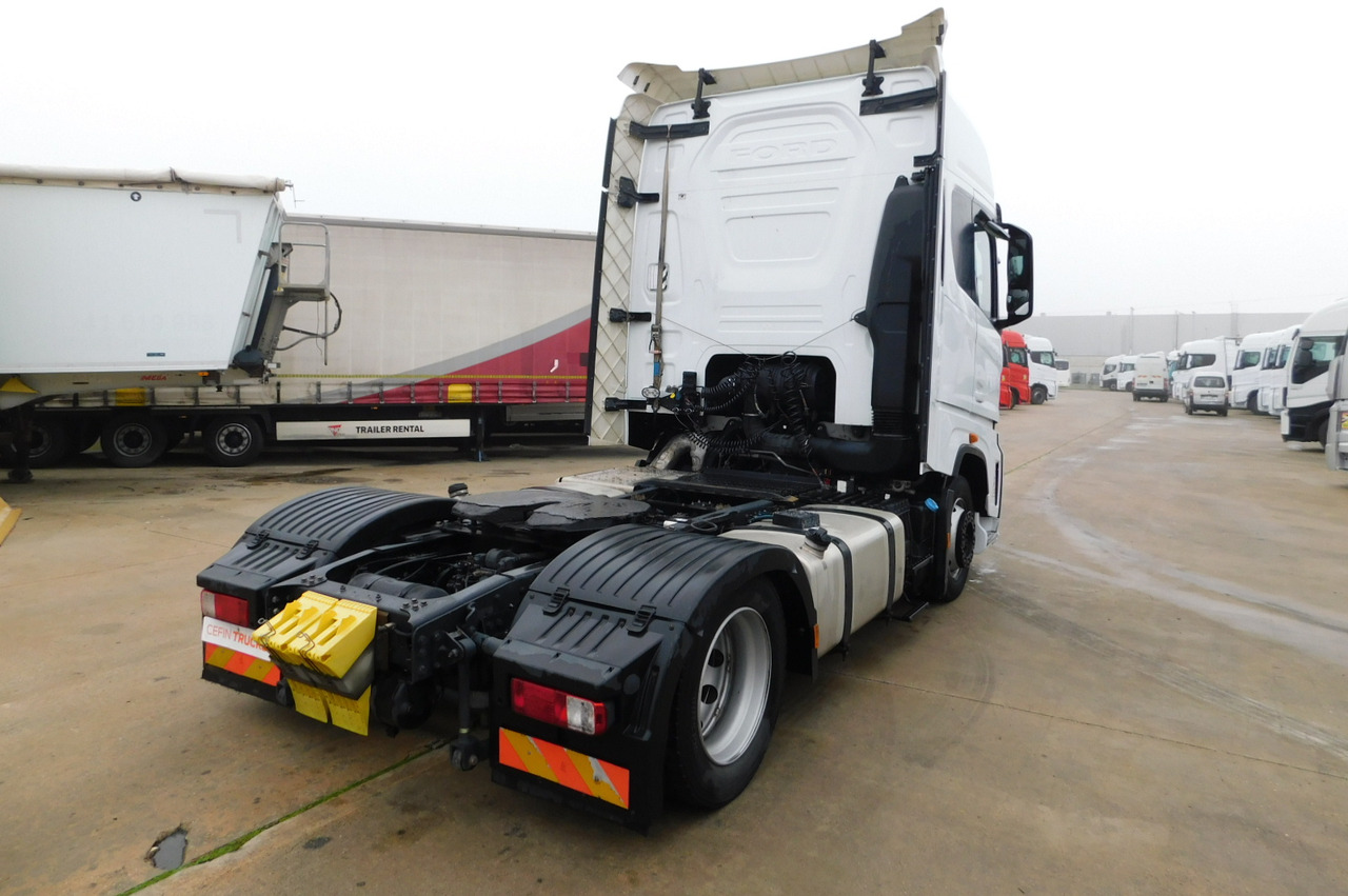 Ford F max ll 4x2 scab e6 12tx2620 - Tegljač: slika 3 Ford F max ll 4x2 scab e6 12tx2620 - Tegljač: slika 3