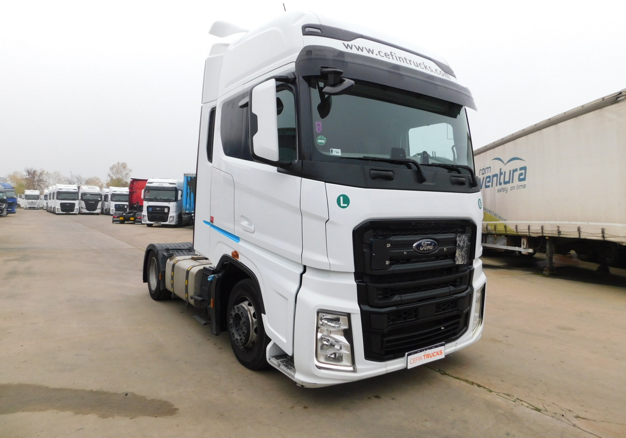 Ford F max ll 4x2 scab e6 12tx2620 - Tegljač: slika 2 Ford F max ll 4x2 scab e6 12tx2620 - Tegljač: slika 2