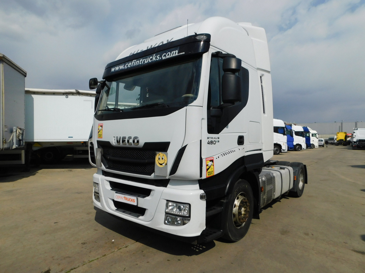 Iveco As440tp - Tegljač: slika 1 Iveco As440tp - Tegljač: slika 1