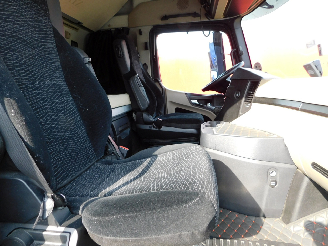 Mercedes Actros 1845 - Tegljač: slika 5 Mercedes Actros 1845 - Tegljač: slika 5