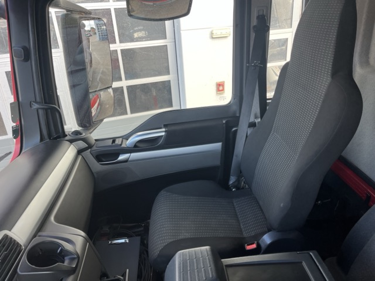 MAN TGS 33.440 6x4 BB mit Heckkran HIAB 166ES-4 Euro5 - Istovarivač, Kamion sa dizalicom: slika 5 MAN TGS 33.440 6x4 BB mit Heckkran HIAB 166ES-4 Euro5 - Istovarivač, Kamion sa dizalicom: slika 5