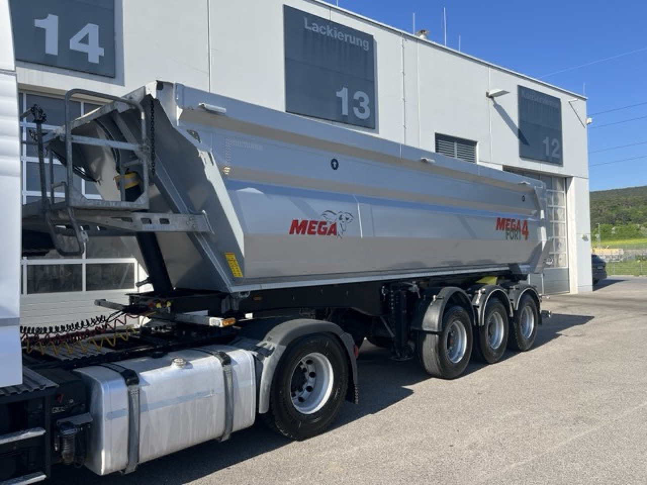 MEGA Fort 28 - Hinterkipper StahlLuft/LiftPlane - Poluprikolica istovarivača: slika 1 MEGA Fort 28 - Hinterkipper StahlLuft/LiftPlane - Poluprikolica istovarivača: slika 1