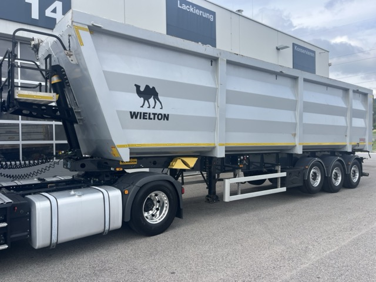 WIELTON SCRAP MASTER 55cbm SCHROTTMULDE - Poluprikolica istovarivača: slika 1 WIELTON SCRAP MASTER 55cbm SCHROTTMULDE - Poluprikolica istovarivača: slika 1