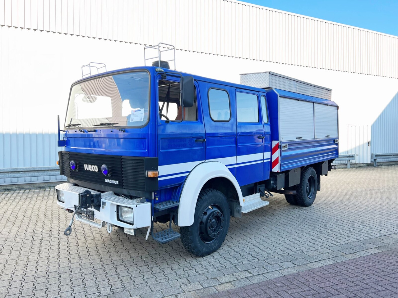 120-23 AW 4x4 Doka 120-23 AW 4x4 Doka, V8-Motor, Mannschaftswagen 16 Sitze, Seilwinde - Vatrogasni kamion: slika 1 120-23 AW 4x4 Doka 120-23 AW 4x4 Doka, V8-Motor, Mannschaftswagen 16 Sitze, Seilwinde - Vatrogasni kamion: slika 1