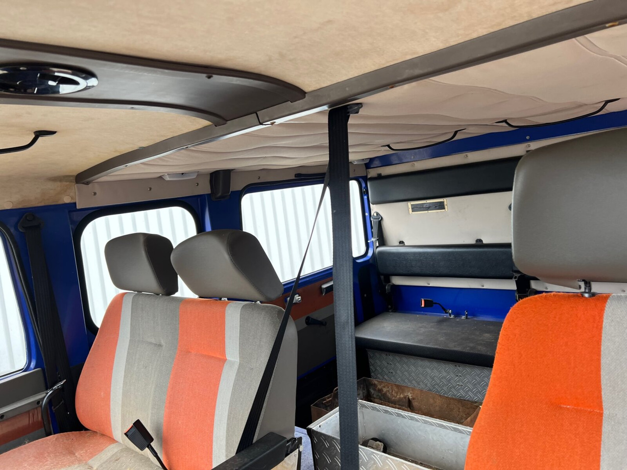 120-23 AW 4x4 Doka 120-23 AW 4x4 Doka, V8-Motor, Seilwinde - Kamion sa golom šasijom i zatvorenom kabinom: slika 5 120-23 AW 4x4 Doka 120-23 AW 4x4 Doka, V8-Motor, Seilwinde - Kamion sa golom šasijom i zatvorenom kabinom: slika 5