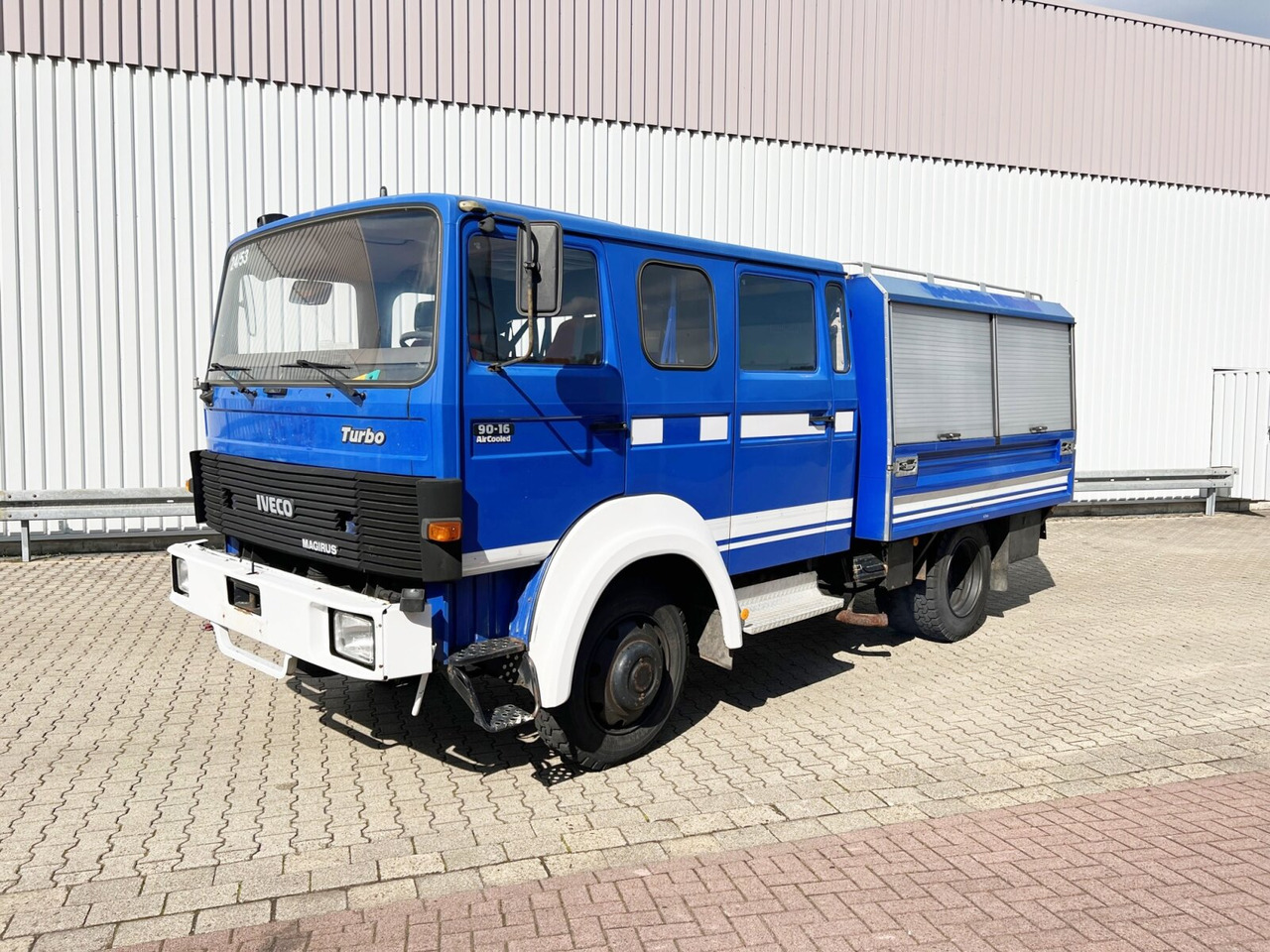 90-16 AW 4x4 Doka 90-16 AW 4x4 Doka, 20x VORHANDEN, Mannschaftswagen - Vatrogasni kamion: slika 1 90-16 AW 4x4 Doka 90-16 AW 4x4 Doka, 20x VORHANDEN, Mannschaftswagen - Vatrogasni kamion: slika 1