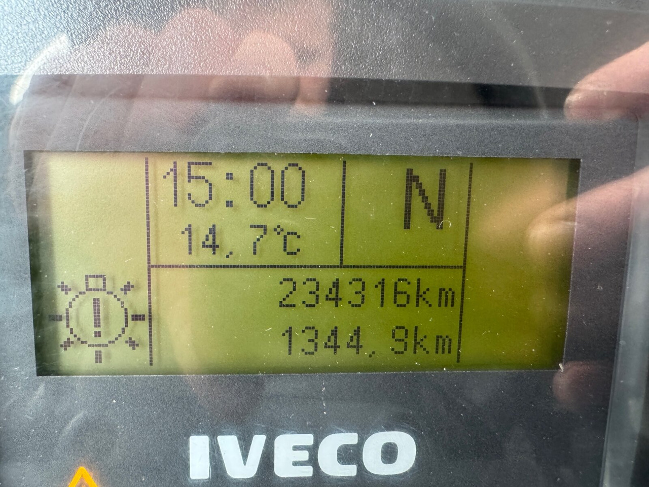 Kamion sa golom šasijom i zatvorenom kabinom AD260T41 6x4 AD260T41 6x4, EEV: slika 8
