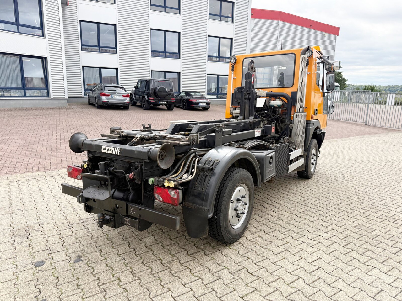 Kamion sa hidrauličnom kukom AEBI Schmidt MT750 4x4 AEBI Schmidt MT750 4x4, City-Abroller, Winterdienstausstattung, 2x AHK: slika 11