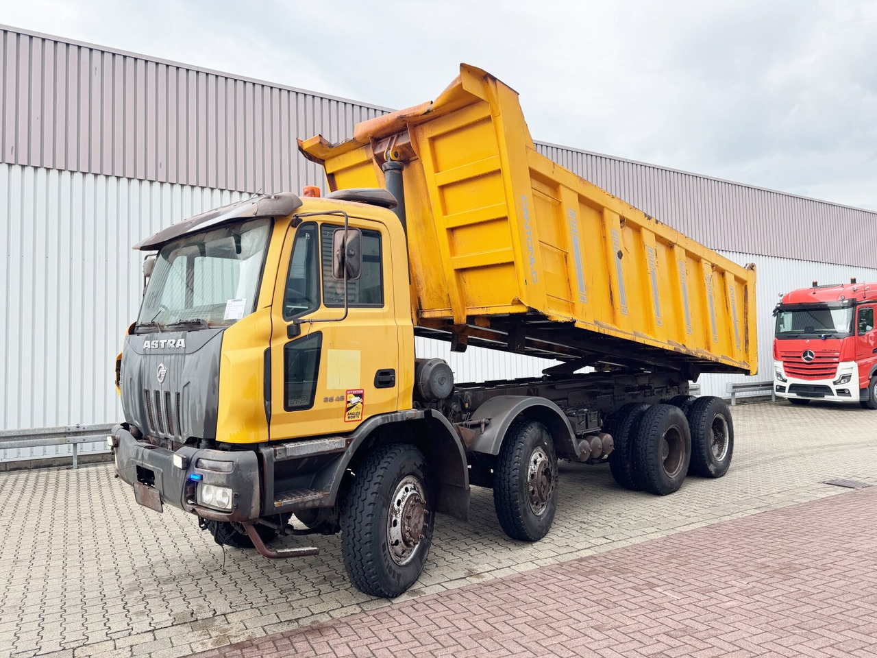 ASTRA HHD8 86.48-80 8x6 ASTRA HHD8 86.48-80 8x6 Mulde ca. 24m³ - Kiper: slika 1 ASTRA HHD8 86.48-80 8x6 ASTRA HHD8 86.48-80 8x6 Mulde ca. 24m³ - Kiper: slika 1
