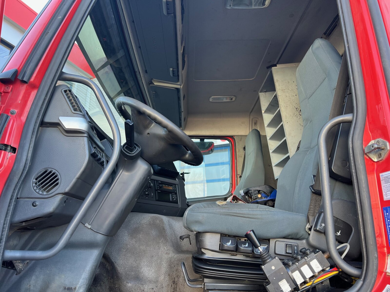 Andere FM 460 8x2-6 FM 460 8x2-6, Lenk-/Liftachse, Kran HMF 2020-K4, Funk - Kamion sa hidrauličnom kukom, Kamion sa dizalicom: slika 5 Andere FM 460 8x2-6 FM 460 8x2-6, Lenk-/Liftachse, Kran HMF 2020-K4, Funk - Kamion sa hidrauličnom kukom, Kamion sa dizalicom: slika 5