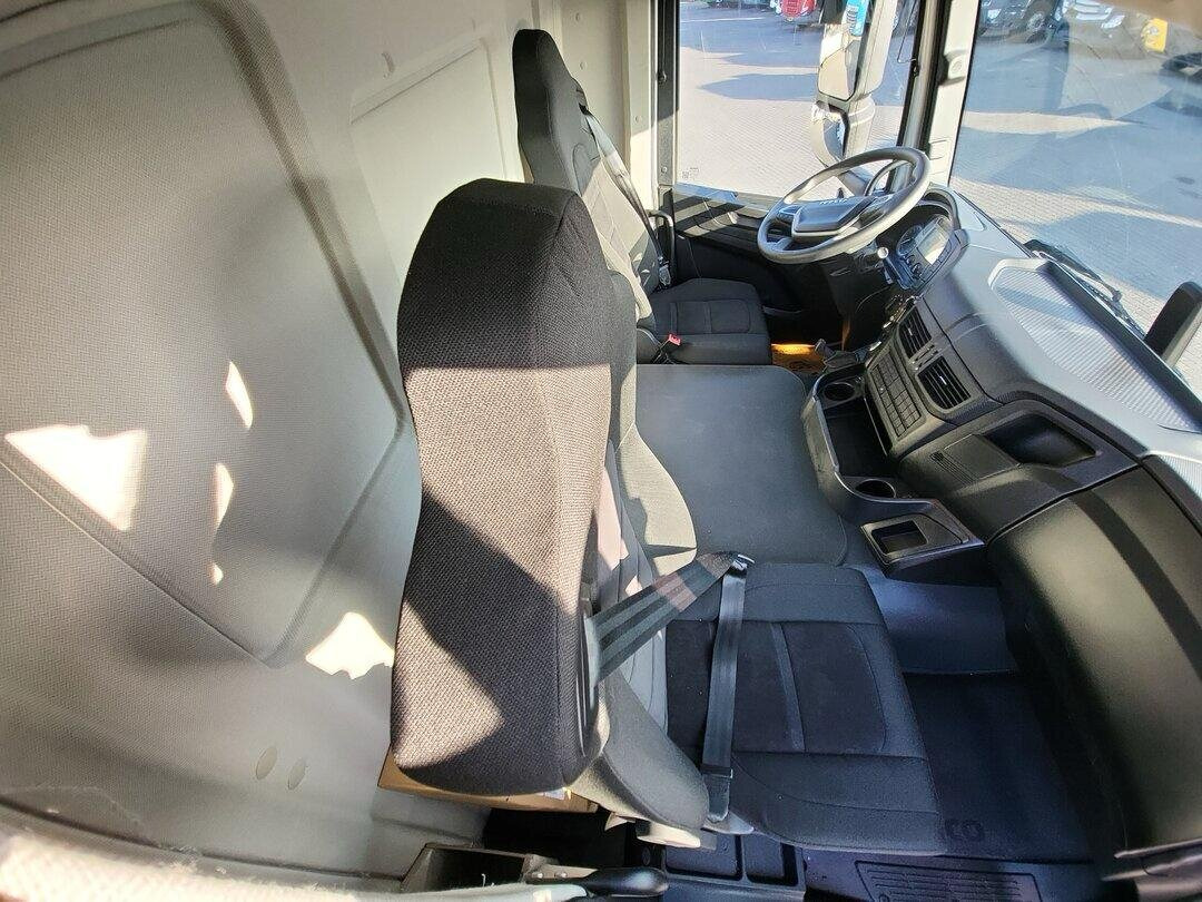 Andere T-Way 360 6x6 T-Way 360 6x6, Nebenantrieb, 3x VORHANDEN! - Kamion sa golom šasijom i zatvorenom kabinom: slika 4 Andere T-Way 360 6x6 T-Way 360 6x6, Nebenantrieb, 3x VORHANDEN! - Kamion sa golom šasijom i zatvorenom kabinom: slika 4
