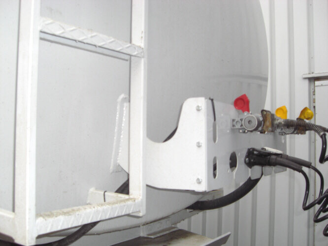 Andere - - Tankauflieger für Diesel/Öl, 35.000 - 50.000 ltr - Poluprikolica cisterna: slika 3 Andere - - Tankauflieger für Diesel/Öl, 35.000 - 50.000 ltr - Poluprikolica cisterna: slika 3