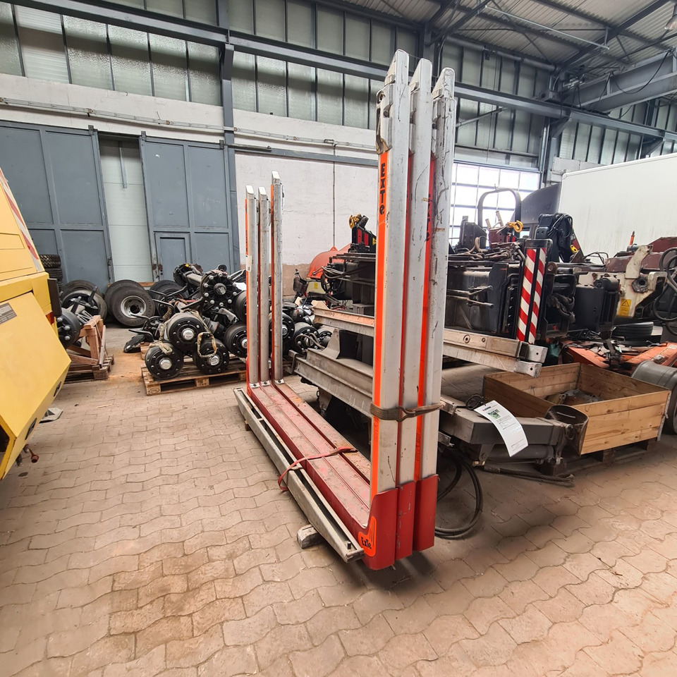 Rungen Holz EXTE Rungen, Stückpreis 1.900,- EURO netto - Dodatak za Šticar: slika 1 Rungen Holz EXTE Rungen, Stückpreis 1.900,- EURO netto - Dodatak za Šticar: slika 1