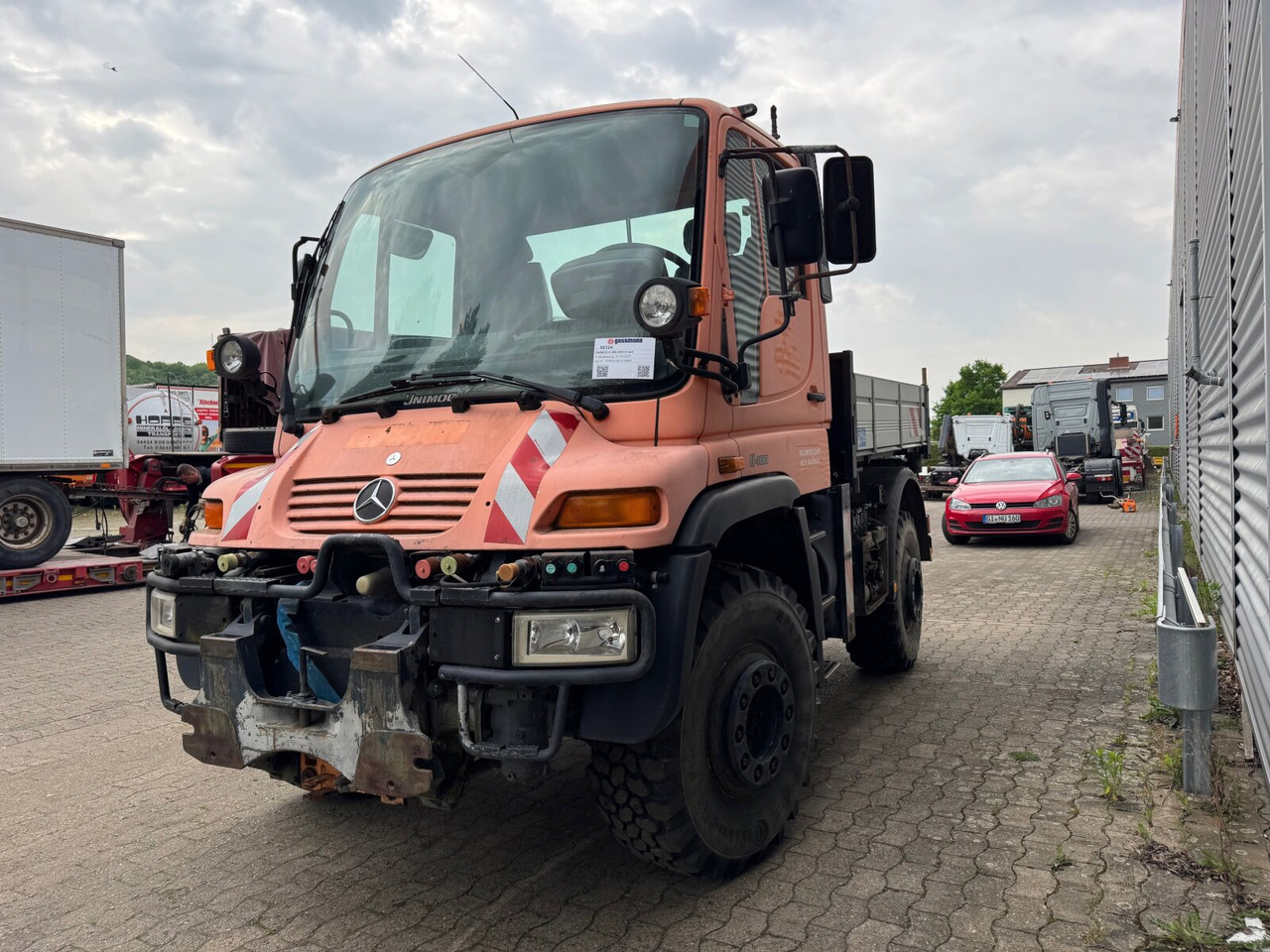 Unimog U 400 405/12 4x4 U 400 405/12 4x4, Kipper, Kommunalhydraulik, VarioPilot, Zapfwelle - Dostavno vozilo: slika 4 Unimog U 400 405/12 4x4 U 400 405/12 4x4, Kipper, Kommunalhydraulik, VarioPilot, Zapfwelle - Dostavno vozilo: slika 4