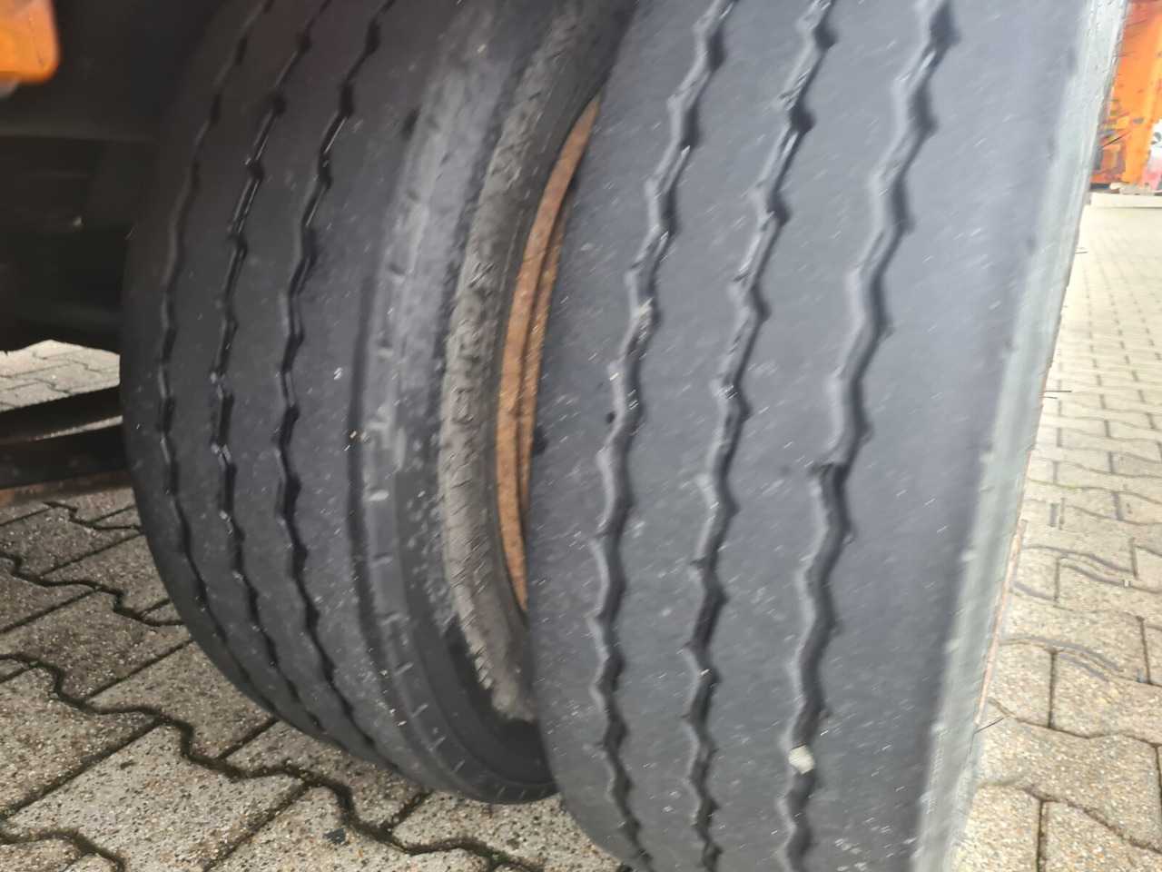 ETK-TA ETK-TA, hydr. Auffahrrampen - Prikolica za prevoz radnih mašina: slika 4 ETK-TA ETK-TA, hydr. Auffahrrampen - Prikolica za prevoz radnih mašina: slika 4