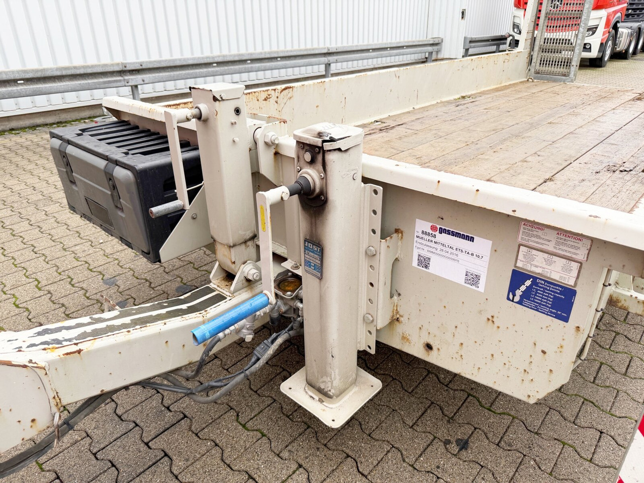 Niska prikolica za prevoz za prevoz teških mašina ETS-TA-B 10,7 ETS-TA-B 10,7: slika 11 Niska prikolica za prevoz za prevoz teških mašina ETS-TA-B 10,7 ETS-TA-B 10,7: slika 11