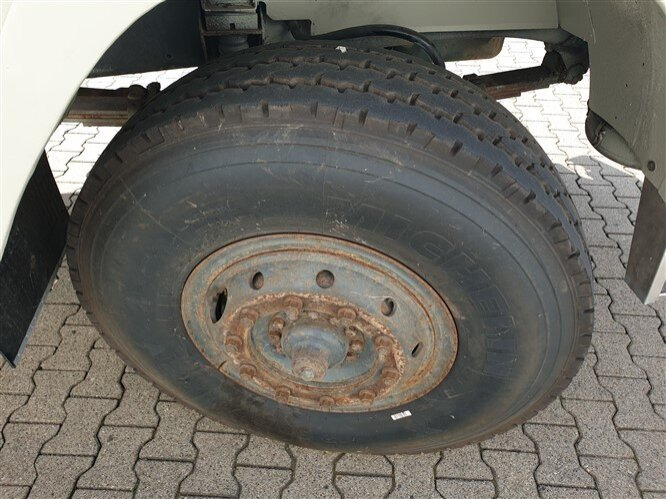 F 161 AK 4x4 F 161 AK 4x4 - Istovarivač: slika 4 F 161 AK 4x4 F 161 AK 4x4 - Istovarivač: slika 4