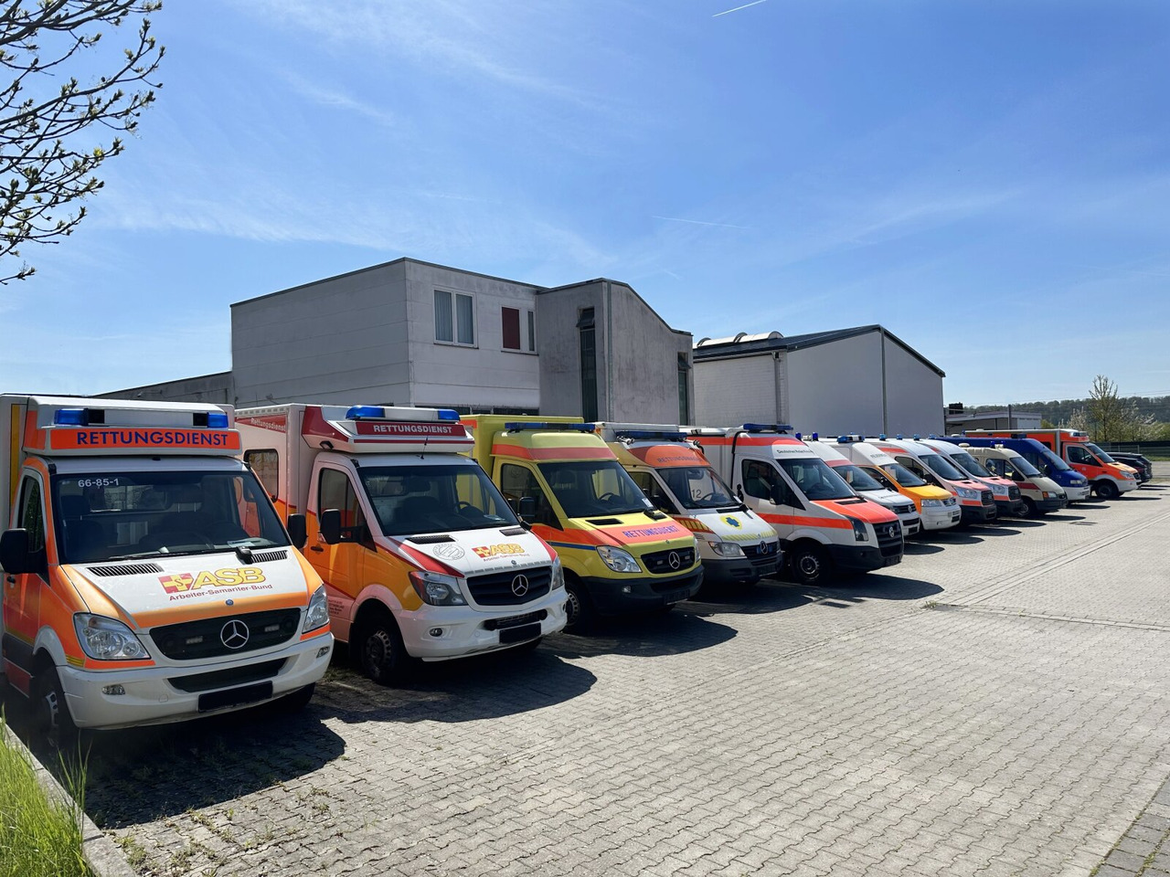 Ford Transit 2.2 TDCI 4x2 Transit 2.2 TDCI 4x2, Krankentransporter - Vozilo hitne pomoći: slika 4 Ford Transit 2.2 TDCI 4x2 Transit 2.2 TDCI 4x2, Krankentransporter - Vozilo hitne pomoći: slika 4