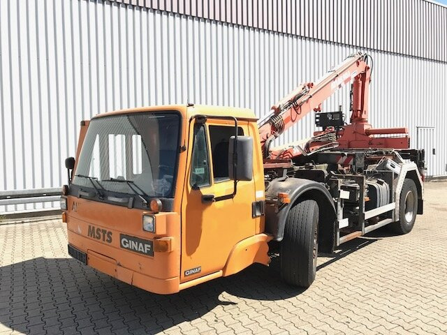 GINAF GINC 3030 GINAF GINC 3030 mit Heckkran Atlas AK 90.1 HDS - Kamion sa golom šasijom i zatvorenom kabinom, Kamion sa dizalicom: slika 1 GINAF GINC 3030 GINAF GINC 3030 mit Heckkran Atlas AK 90.1 HDS - Kamion sa golom šasijom i zatvorenom kabinom, Kamion sa dizalicom: slika 1