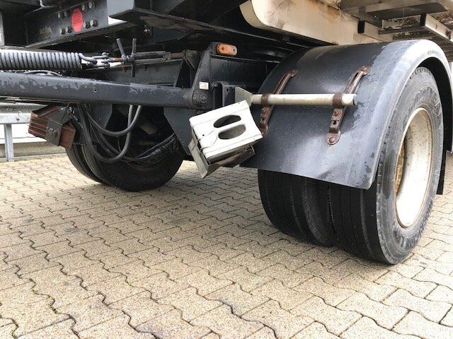 HDK 1860 HDK 1860 Hinterkippmulde ca. 28m³ mit Seperatmotor, eigene Hydraulik - Prikolica istovarivača: slika 4 HDK 1860 HDK 1860 Hinterkippmulde ca. 28m³ mit Seperatmotor, eigene Hydraulik - Prikolica istovarivača: slika 4