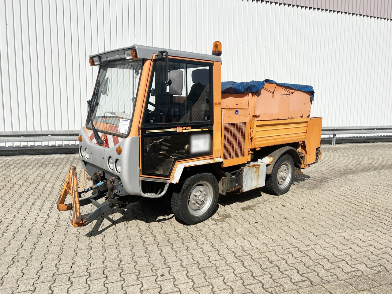 HY 1251 / 4x4 Bokimobil, Winterdienst, Kehr/Saugmaschine KIEFER HY 1251 / 4x4 Bokimobil, Winterdienst - Komunalni traktor: slika 1 HY 1251 / 4x4 Bokimobil, Winterdienst, Kehr/Saugmaschine KIEFER HY 1251 / 4x4 Bokimobil, Winterdienst - Komunalni traktor: slika 1
