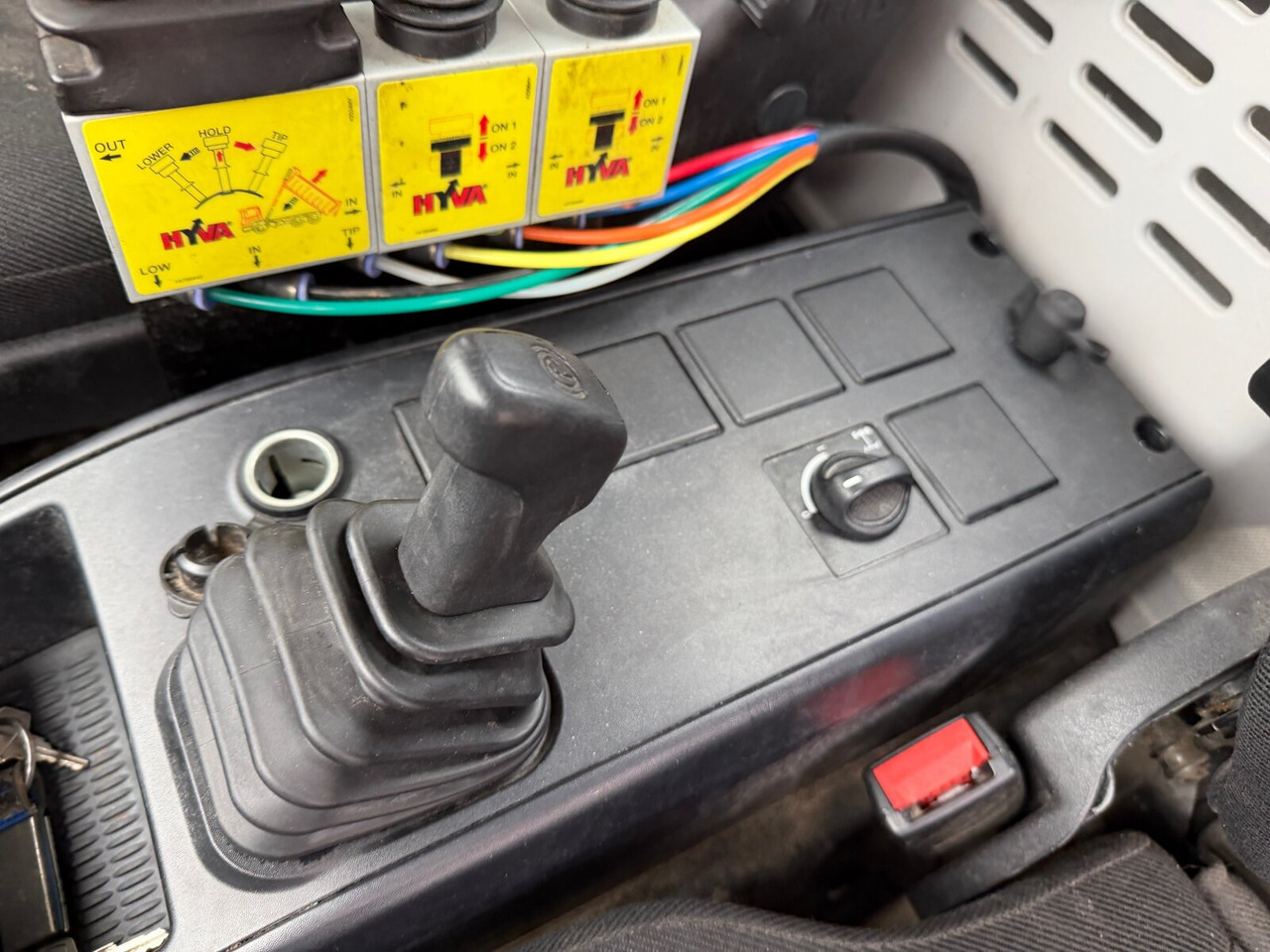 Iveco EuroCargo ML120E22 4x2 EuroCargo ML120E22 4x2, City-Abroller - Kamion sa hidrauličnom kukom: slika 5 Iveco EuroCargo ML120E22 4x2 EuroCargo ML120E22 4x2, City-Abroller - Kamion sa hidrauličnom kukom: slika 5