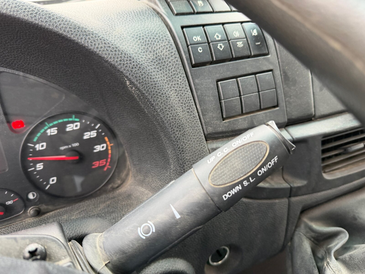 Iveco EuroCargo ML80E21 K 4x2 EuroCargo ML80E21 K 4x2, 2x AHK - Istovarivač: slika 5 Iveco EuroCargo ML80E21 K 4x2 EuroCargo ML80E21 K 4x2, 2x AHK - Istovarivač: slika 5