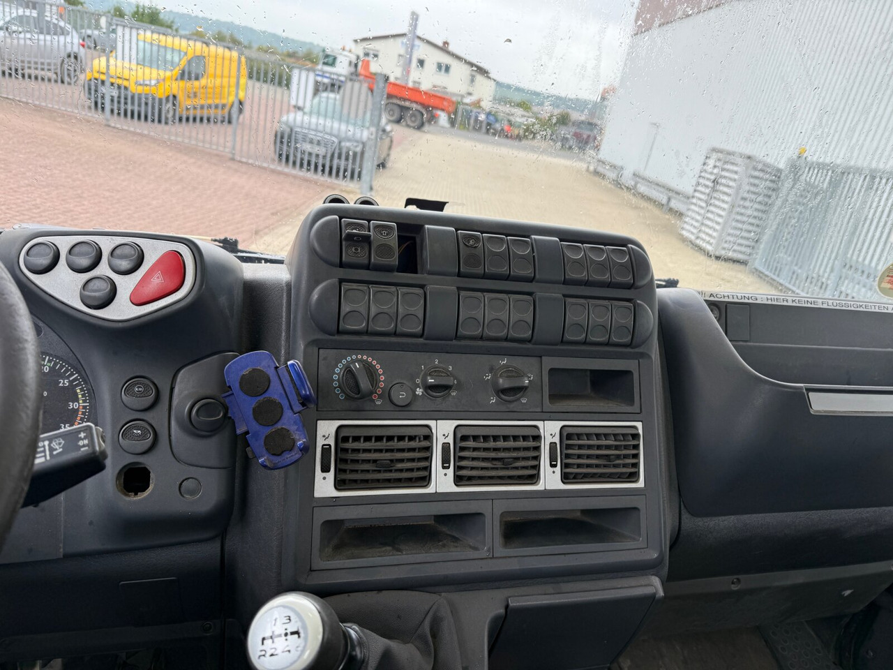 Iveco ML80E18/P 4x2 ML80E18/P 4x2, City-Abroller - Kamion sa hidrauličnom kukom: slika 3 Iveco ML80E18/P 4x2 ML80E18/P 4x2, City-Abroller - Kamion sa hidrauličnom kukom: slika 3