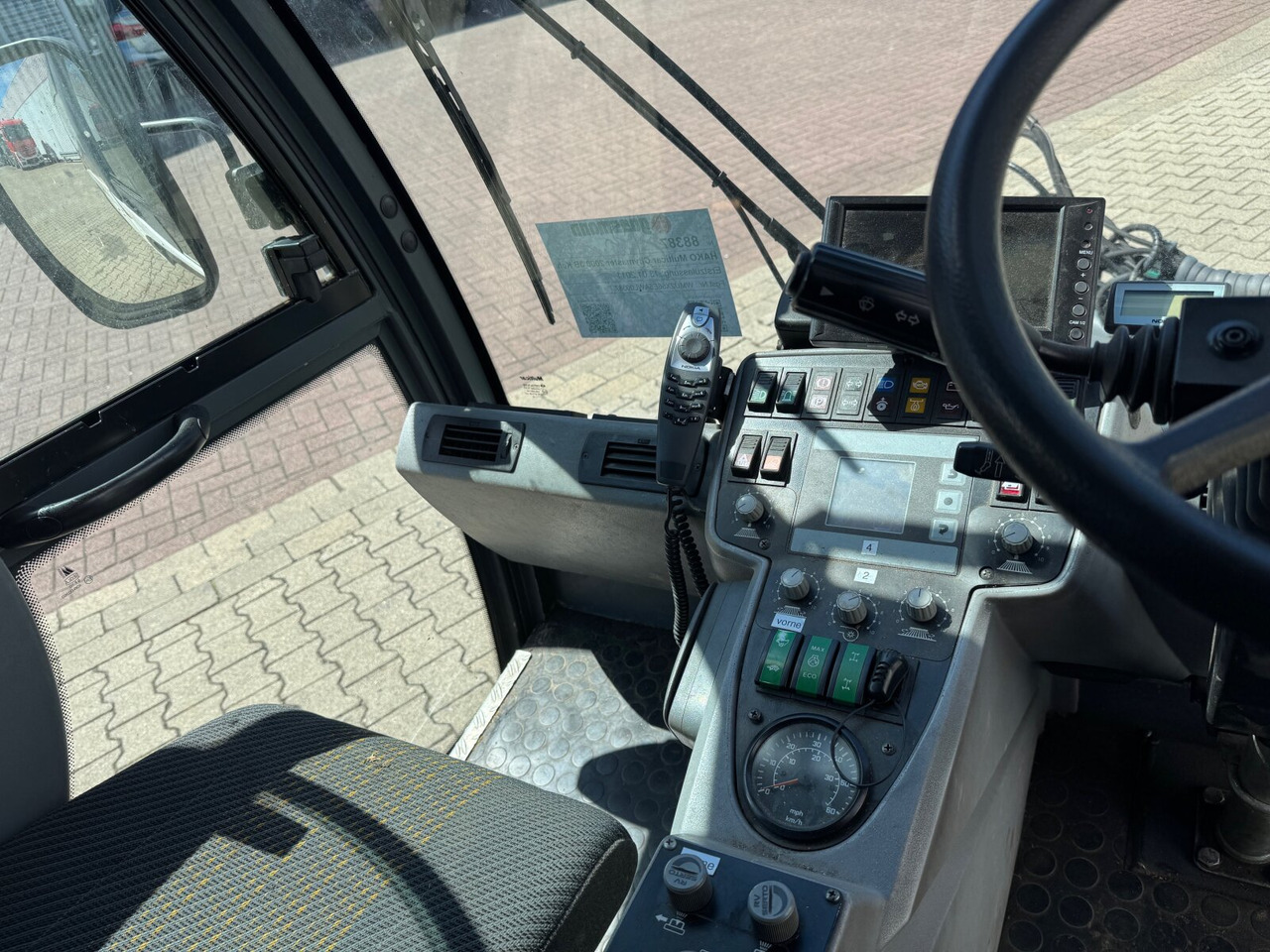 Hako Multicar Citymaster 2000 3B Kehrmaschine 4x2 Multicar Citymaster 2000 3B Kehrmaschine 4x2 - Kamion: slika 4 Hako Multicar Citymaster 2000 3B Kehrmaschine 4x2 Multicar Citymaster 2000 3B Kehrmaschine 4x2 - Kamion: slika 4