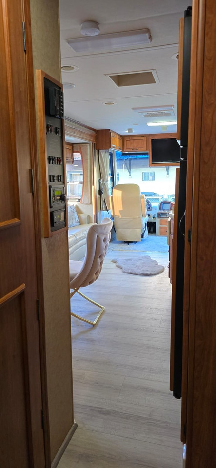 Holiday Rambler Neptune XL - Kamion: slika 4 Holiday Rambler Neptune XL - Kamion: slika 4