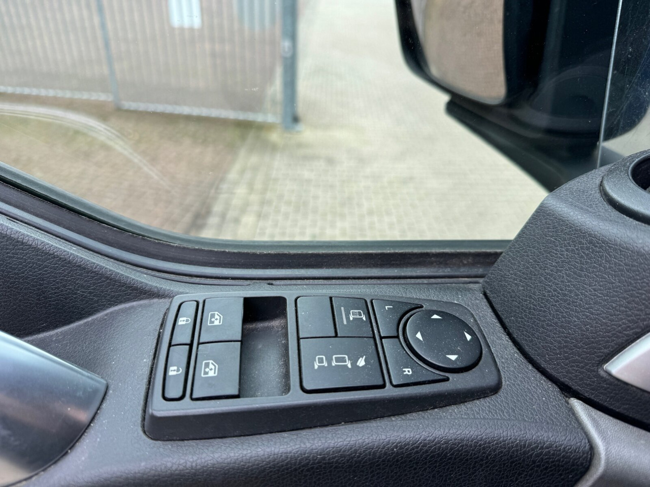 Kamion MAN TGX 18.360 4x2 LL TGX 18.360 4x2 LL, XLX-Fahrerhaus: slika 6 Kamion MAN TGX 18.360 4x2 LL TGX 18.360 4x2 LL, XLX-Fahrerhaus: slika 6