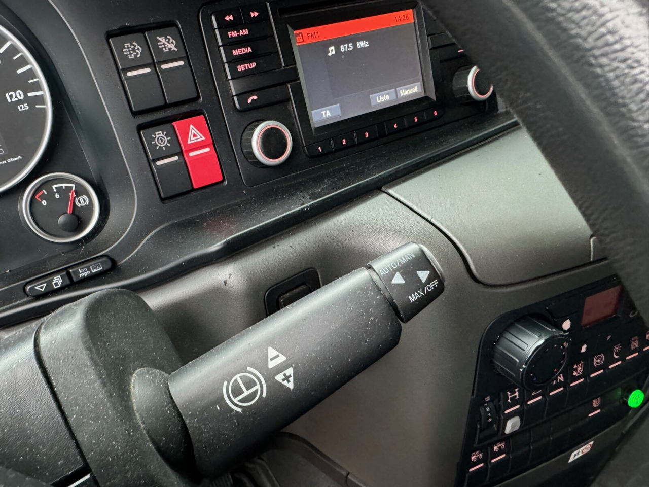 Kamion MAN TGX 18.360 4x2 LL TGX 18.360 4x2 LL, XLX-Fahrerhaus: slika 5 Kamion MAN TGX 18.360 4x2 LL TGX 18.360 4x2 LL, XLX-Fahrerhaus: slika 5