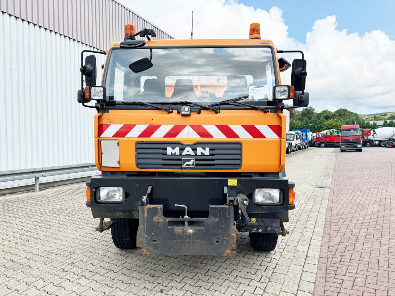 Istovarivač, Kamion sa dizalicom MAN LE 18.280 4X4 BB LE 18.280 4X4 BB, Winterdienstausstattung, Grüne Plakette: slika 8 Istovarivač, Kamion sa dizalicom MAN LE 18.280 4X4 BB LE 18.280 4X4 BB, Winterdienstausstattung, Grüne Plakette: slika 8