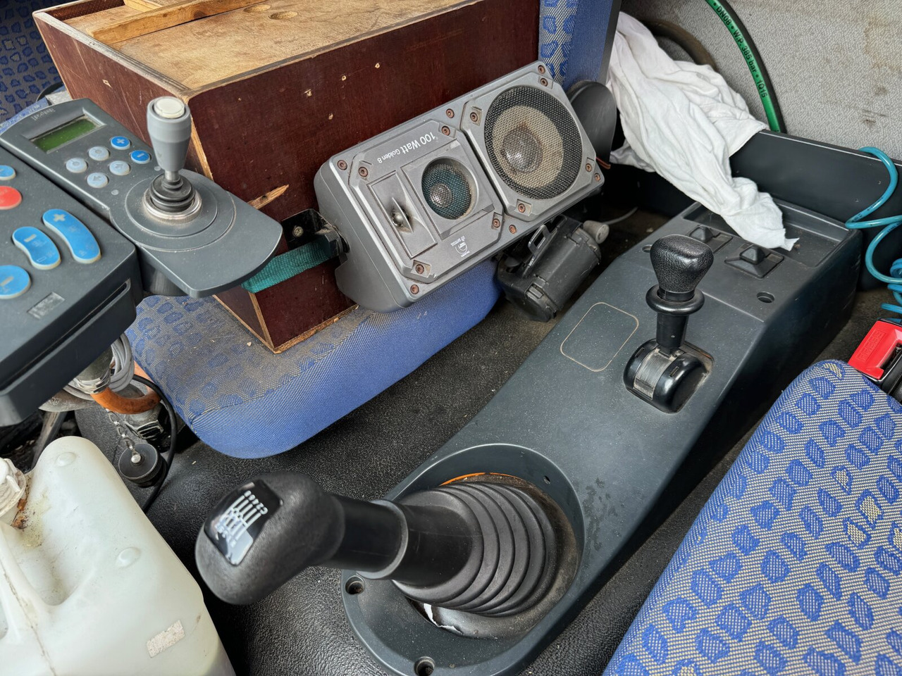 Istovarivač, Kamion sa dizalicom MAN LE 18.280 4X4 BB LE 18.280 4X4 BB, Winterdienstausstattung, Grüne Plakette: slika 6 Istovarivač, Kamion sa dizalicom MAN LE 18.280 4X4 BB LE 18.280 4X4 BB, Winterdienstausstattung, Grüne Plakette: slika 6