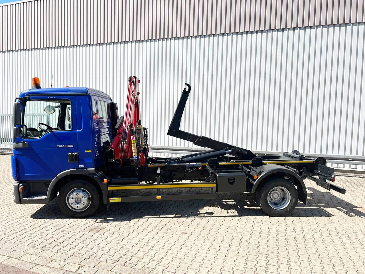 Kamion sa hidrauličnom kukom, Kamion sa dizalicom MAN TGL 12.180/210 4x2 BB TGL 12.180/210 4x2 BB, City-Abroller, Kran AMCO VEBA 807N2S: slika 15