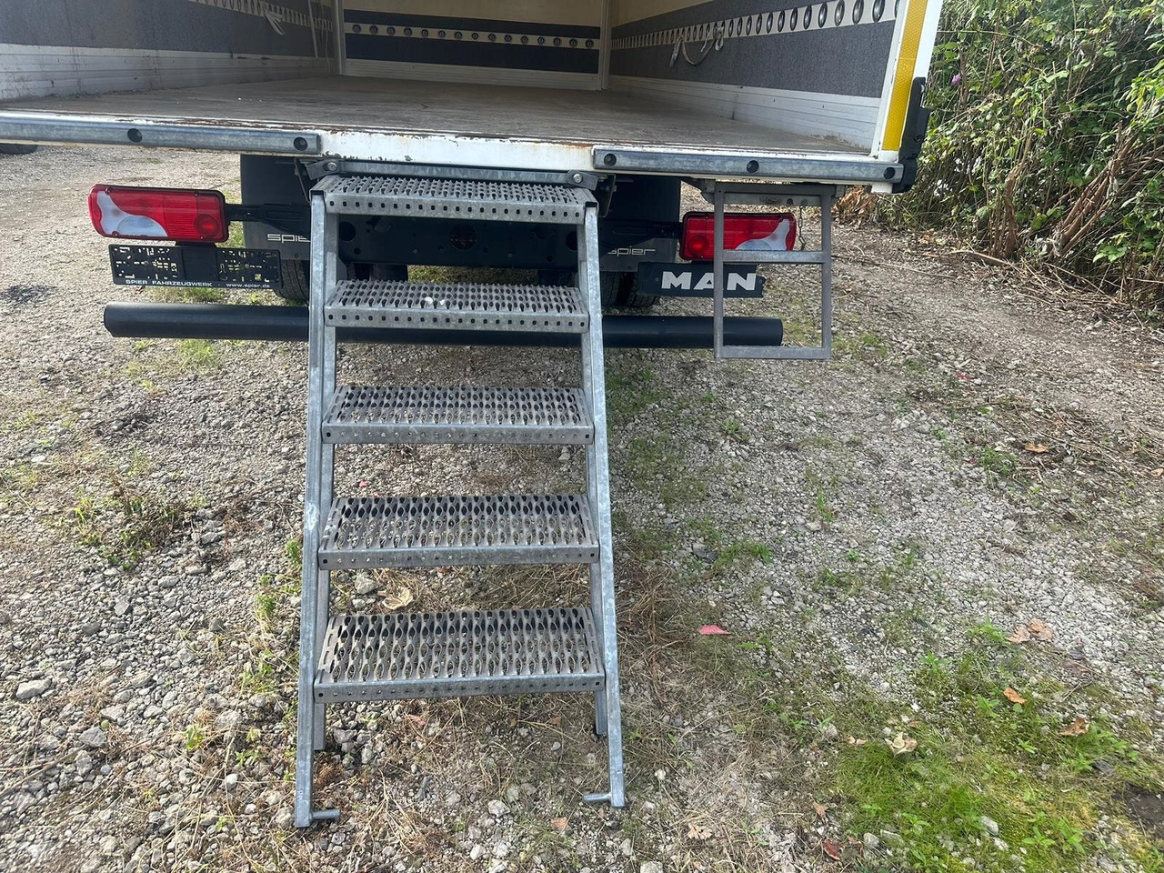 Kamion sa zatvorenim sandukom MAN TGL 8.150 4x2 BL TGL 8.150 4x2 BL, Möbelkoffer mit Rolltor: slika 13