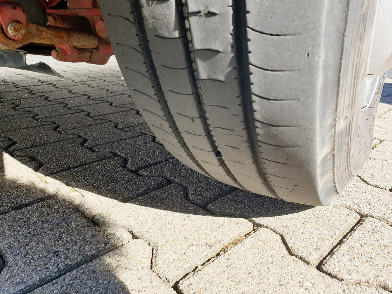 MAN TGL 8.180 4X2 BL TGL 8.180 4X2 BL, EEV, 2x VORHANDEN! - Kamion za utovaranje kontejnera: slika 4 MAN TGL 8.180 4X2 BL TGL 8.180 4X2 BL, EEV, 2x VORHANDEN! - Kamion za utovaranje kontejnera: slika 4