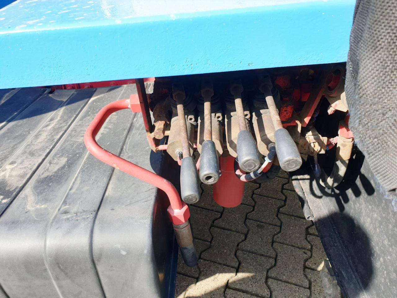MAN TGL 8.180 4X2 BL TGL 8.180 4X2 BL, EEV - Kamion za utovaranje kontejnera: slika 4 MAN TGL 8.180 4X2 BL TGL 8.180 4X2 BL, EEV - Kamion za utovaranje kontejnera: slika 4