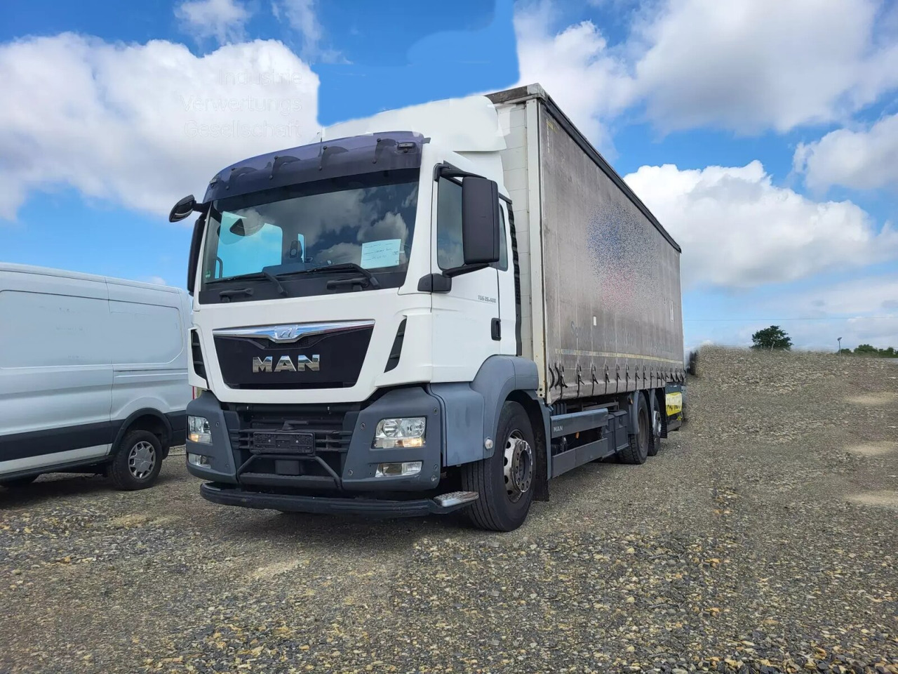 MAN TGS 26.400 6x2-4 LL TGS 26.400 6x2-4 LL, Lenk-/Lift, - Kamion sa tovarnim sandukom, Kamion sa dizalicom: slika 1 MAN TGS 26.400 6x2-4 LL TGS 26.400 6x2-4 LL, Lenk-/Lift, - Kamion sa tovarnim sandukom, Kamion sa dizalicom: slika 1