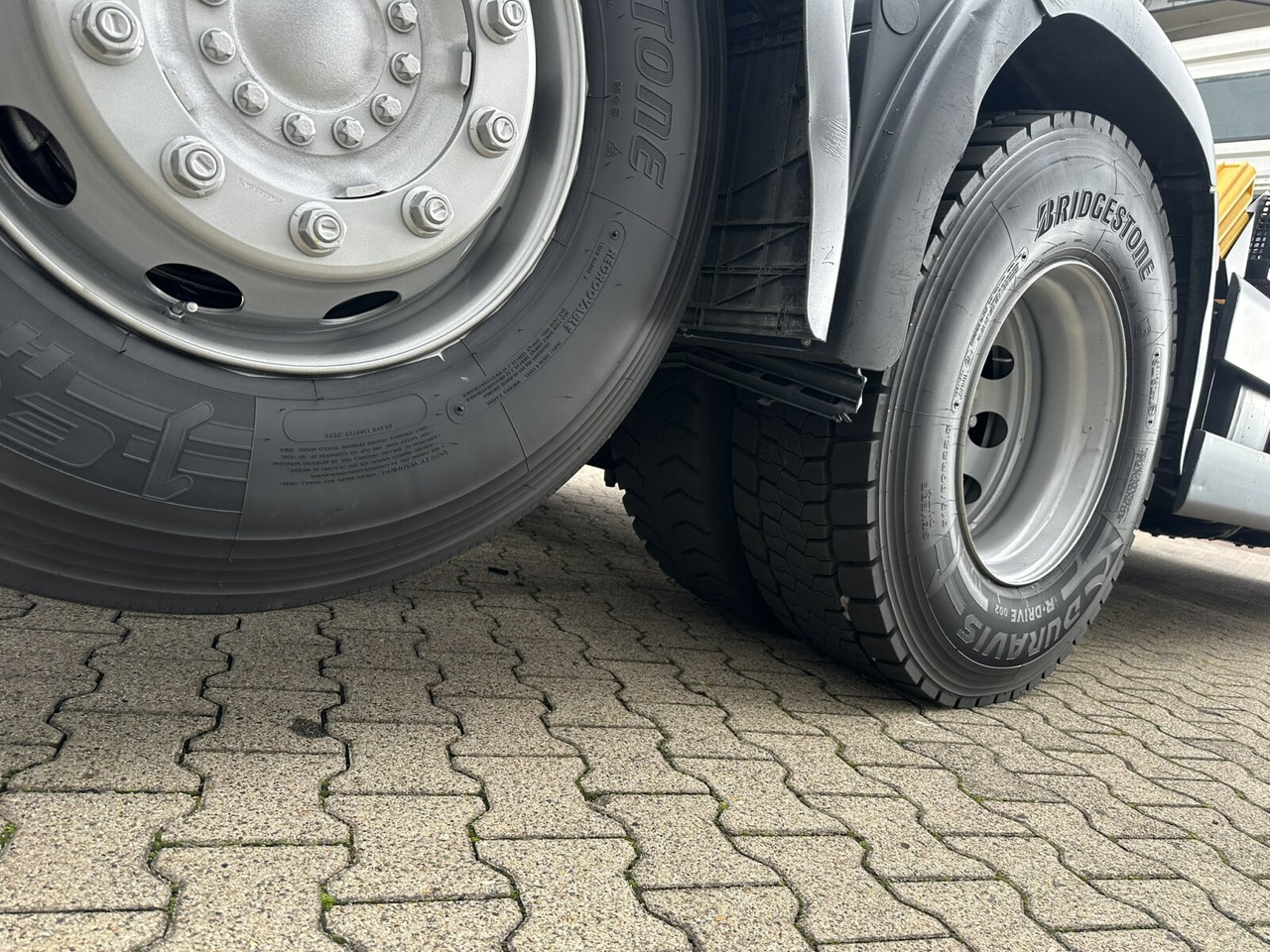 MAN TGS 26.440 6x2 BL TGS 26.440 6x2 BL - Kamion sa hidrauličnom kukom: slika 3 MAN TGS 26.440 6x2 BL TGS 26.440 6x2 BL - Kamion sa hidrauličnom kukom: slika 3