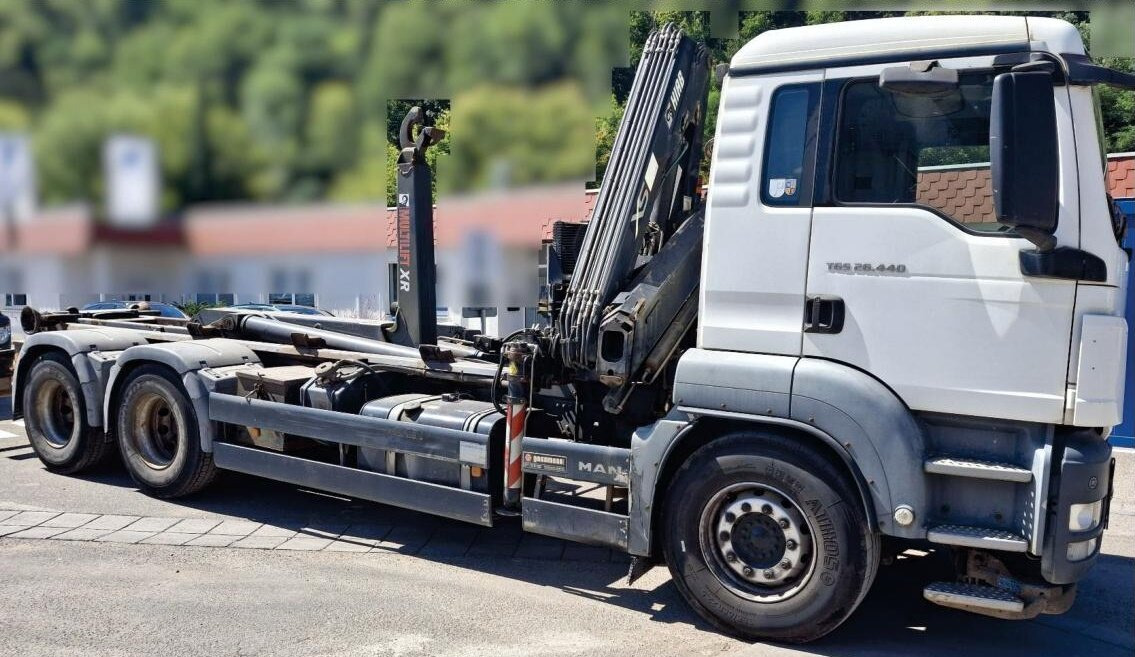 MAN TGS 26.440 BB 6x4 TGS 26.440 BB/6x4 Hiab Kran 166 BS-2-Hiduo, Multilift XR 21 S 59 Abrollanlage - Kamion sa hidrauličnom kukom, Kamion sa dizalicom: slika 1 MAN TGS 26.440 BB 6x4 TGS 26.440 BB/6x4 Hiab Kran 166 BS-2-Hiduo, Multilift XR 21 S 59 Abrollanlage - Kamion sa hidrauličnom kukom, Kamion sa dizalicom: slika 1