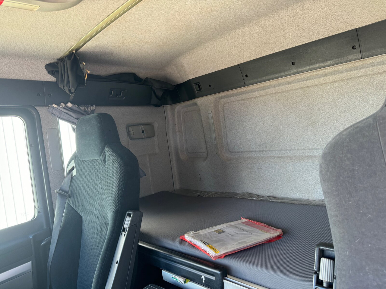 MAN TGS 26.540 6X4 BL TGS 26.540 6X4 BL, Intarder, Kran Epsilon S260L82, Langholz MAN TGS 26.540 6X4 BL TGS 26.540 6X4 BL, Intarder, Kran Epsilon S260L82, Langholz: slika 7 MAN TGS 26.540 6X4 BL TGS 26.540 6X4 BL, Intarder, Kran Epsilon S260L82, Langholz MAN TGS 26.540 6X4 BL TGS 26.540 6X4 BL, Intarder, Kran Epsilon S260L82, Langholz: slika 7