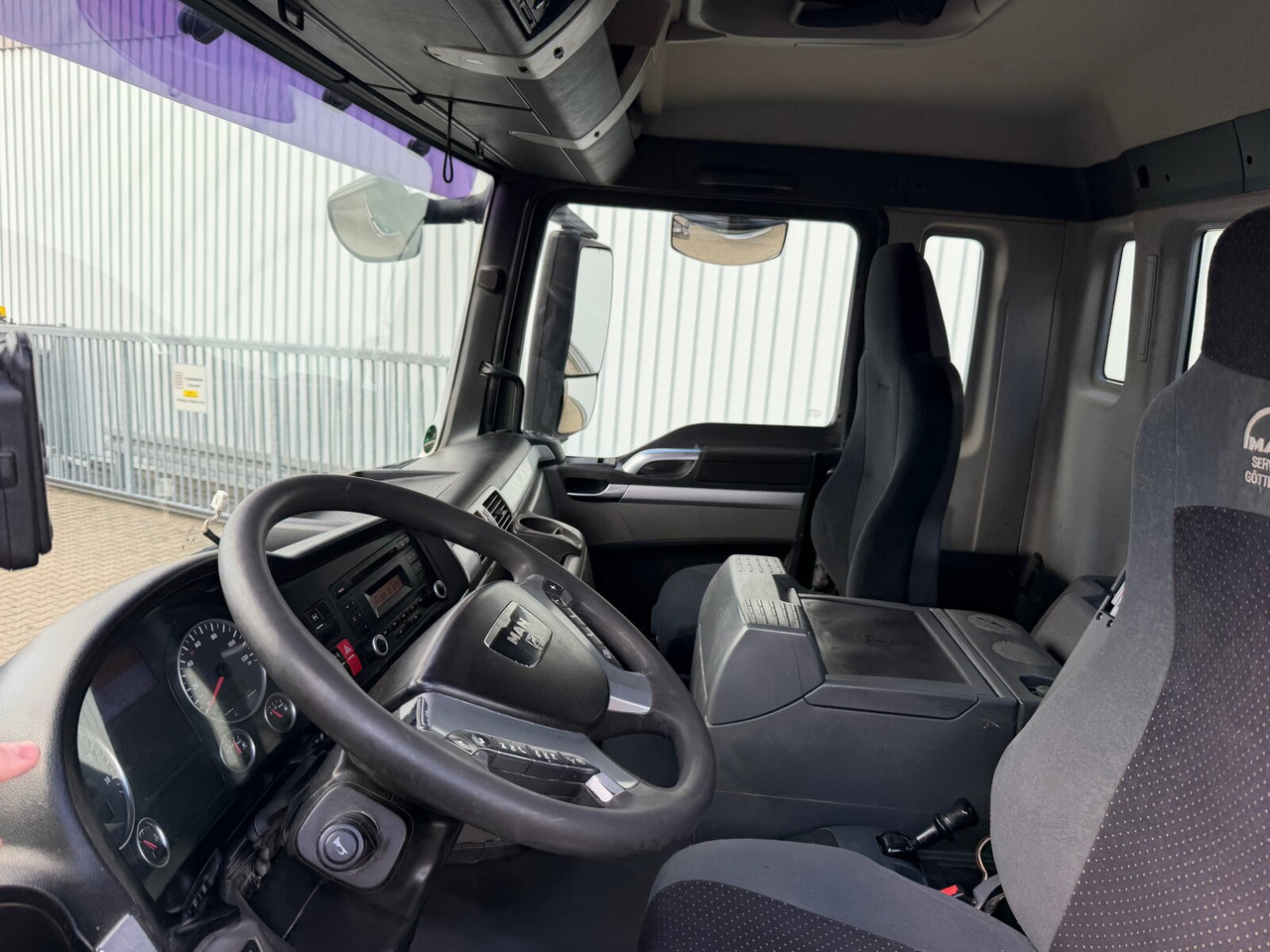 MAN TGS 26.540 6x4 BL TGS 26.540 6x4 BL, Intarder, Bordmatik - Istovarivač: slika 3 MAN TGS 26.540 6x4 BL TGS 26.540 6x4 BL, Intarder, Bordmatik - Istovarivač: slika 3